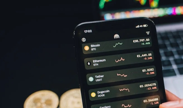 食品上市公司股价涨超 10 倍，跨界押注BTC
